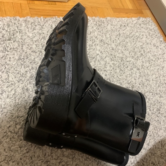 Michael Kors rubber rain boots - Picture 4 of 10